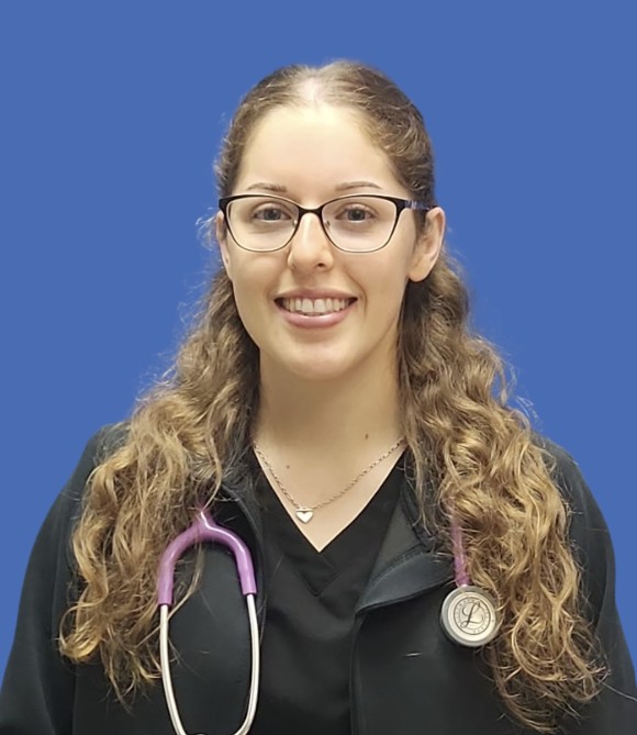 Nicole , Veterinary Technician